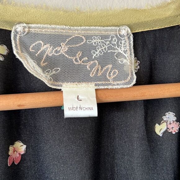 Nick & Mo Sleeveless Sheer Top - Picture 3 of 10